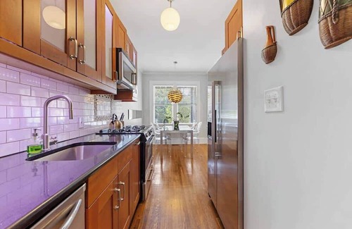 Cherry Condo | Spacious Myers Park 2BR King Condo | Porch