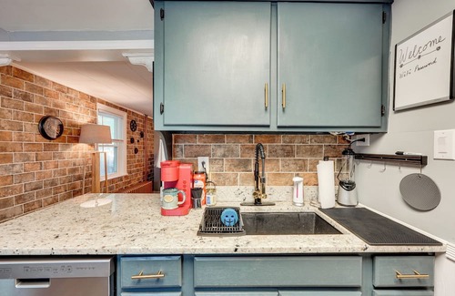 Bethlehem House | Little Woodland Home: Hidden Gem By Dtwn Bethlehem