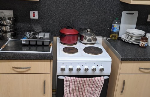 Girvan Apartment | Bed and breakfast