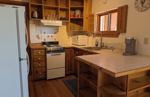 Los Alamos Apartment | Los Alamos Den - Short Term Rental