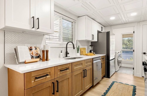 North Central Thousand Oaks House | Spacious Family Getaway w/Heated Pool, Fire Pit, Hot Tub, Movie Theater