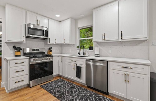 St. Charles House | FALL SALE NOW | Private |Game Rm | Hot Tub