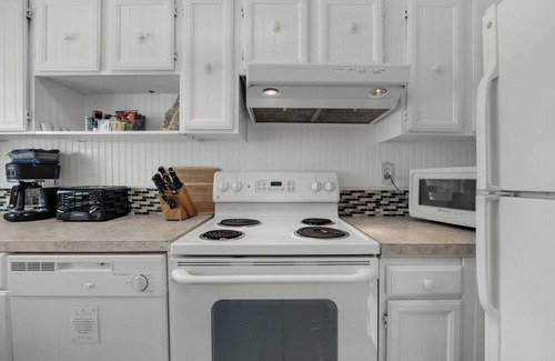 Seaside Cottage | The Tides by the Sea - Entire rental unit in Seaside, Oregon, United States