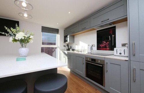 York Apartment | Spacious Modern Apartments with Private Balcony & Stunning Views
