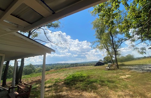 Edmonton Cottage | PossumLOVE House in the Country charm peace& tranquility