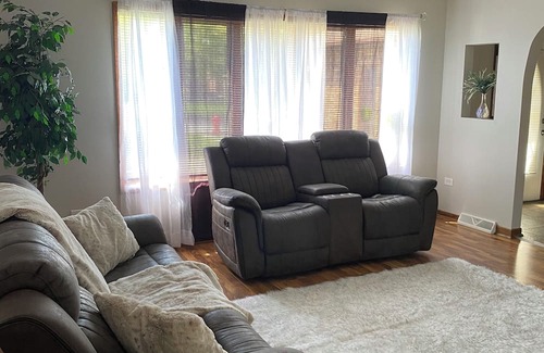 Lansing House | Welcome To Our Beautiful Home!