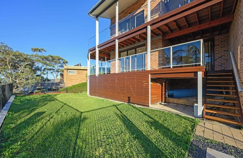 Tascott House | Coastal Luxury 2BR w Pool & Entertainer's Paradise