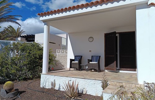 Arico Villa | Holiday Chalet 'Chalet Poris' with Sea Views, Private Pool and Wi-Fi