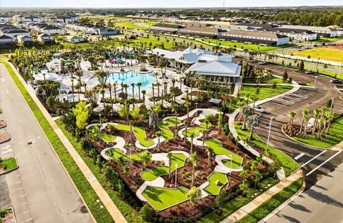 Clermont House | 5 Bedrooms/5 Bathrooms/Windsor Cay (16202CC)