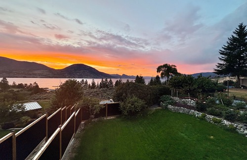 Okanagan-Similkameen House | Sagehouse - A Lakeview escape in the heart of wine country