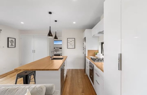 Richmond Cabin | Modern & Scenic Valley Escape
