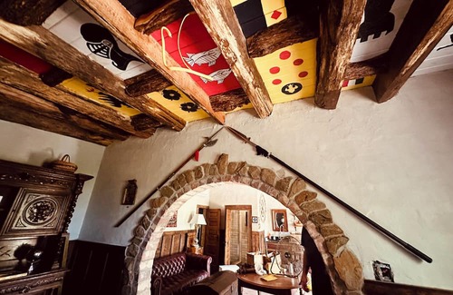 Newell Cabin | Riverview Hobbit Retreat on 100 Acres