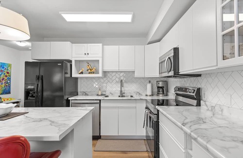 Central Okanagan House | Home Away from Home
