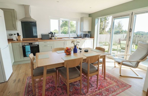 Brynteg Cottage | 36 PARC DELFRYN, pet friendly, character holiday cottage in Benllech