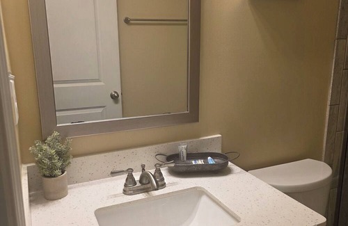 Kathleen House | Perfect 5-bedroom house for family a home away from home