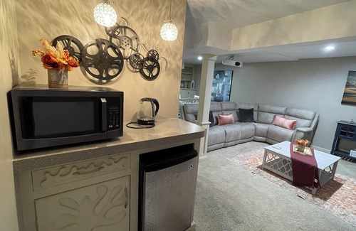 Olathe House | Spacious private 2-bedroom, 1 bath house in awesome Olathe with fitness room, AC