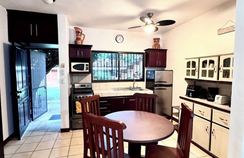 Santa Barbara Condo | Sea Heaven Ground Floor Studio