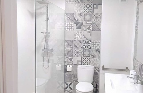 Andujar Apartment | Ideal for families and groups, modern VFT, up to 5 guests and 5 minutes from downtown.