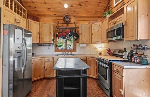 Burns House | Charming 3-bedroom house in Yampa for a cozy getaway