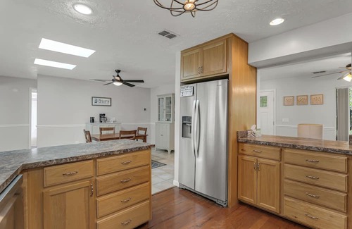 Lutz House | Tampa Family Oasis – Cozy Home w/Screened-in Heated Pool