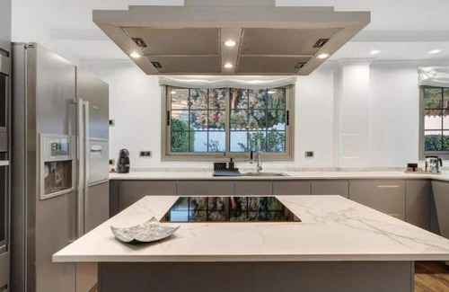 Sauzal House | Holiday Home 'Karat Horizonte' with Sea View, Wi-Fi and Air Conditioning