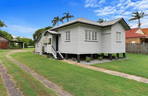 Maryborough House | Welcome to Retro on walker