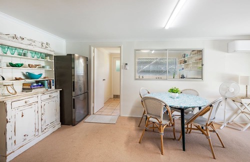 Urangan House | Modern Urangan Beach House Close To Beach