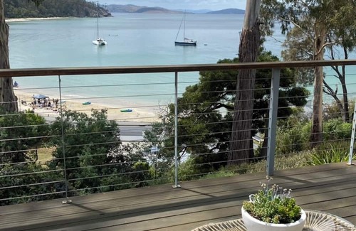 Kingston Beach House | Beach house with sauna. Stunning views, cosy renovated mid-century gem