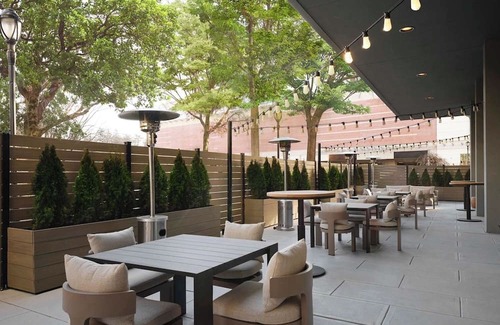White Plains Resort | Steps from Shops & Transit – Central White Plains Suite