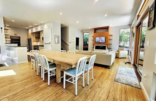Felton House | Modern Hideaway in the Redwoods