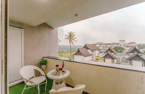 Nerul Apartment | White Feather Castle