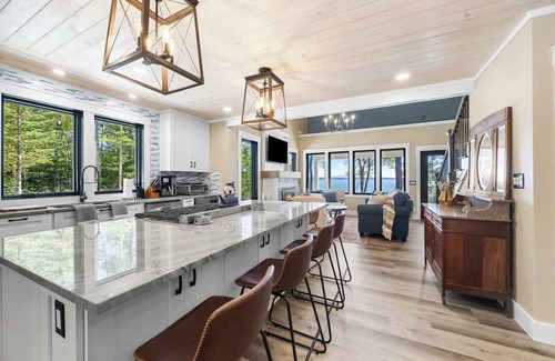 Lamoine House | Lumen Bay House-Ocean Pure