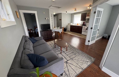 Halifax House | Lovely two bedroom apartment with AC & Patio