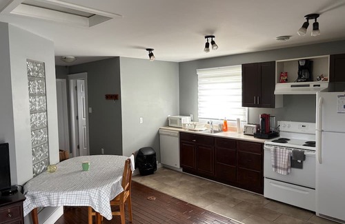 Halifax House | Lovely two bedroom apartment with AC & Patio