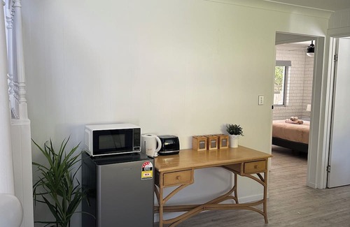 Gold Coast House | Whole Groud Floor of A double story house 3 bedrooms 1 bathroom