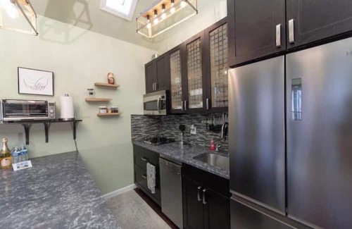Sea Gate Apartment | Private entrance studio with bathroom