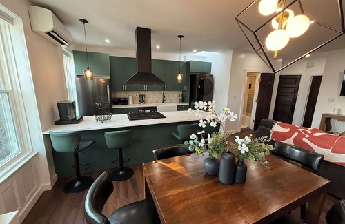 Bay Ridge Apartment | 3-bedroom apartment in wonderful Brooklyn, close to train