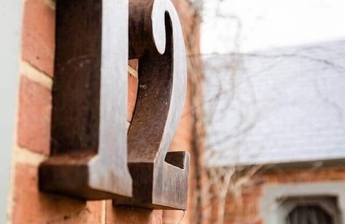 Bendigo House | The Residence of MacKenzie Quarters