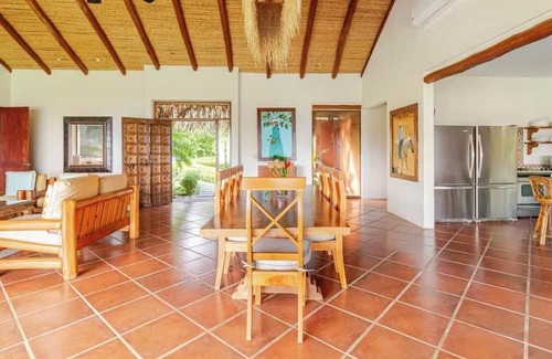 Islita House | Walk to the beach from 4 bedroom house w/ salt water infinity pool.