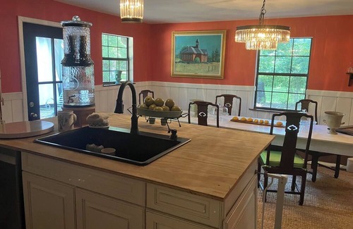 Citra House | Beautiful accommodation for a peaceful stay, close to W.E.C. Gainesville, Ocala.