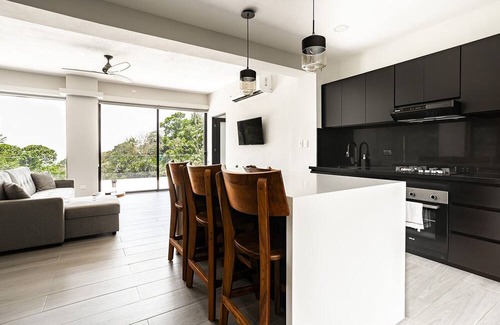 Savegre House | Charming 1-bedroom house with AC, pool, fitness room in wonderful Savegre