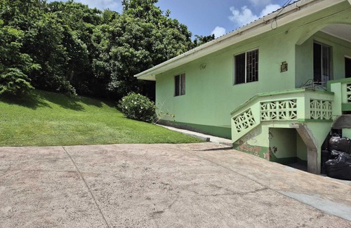 Calivigny Apartment | Charming 2-bedroom apartment in Calivigny with AC