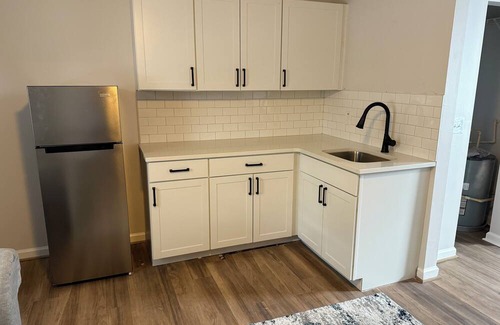 Auburn Condo | Newly updated condo steps from Jordan Hare and downtown Auburn!