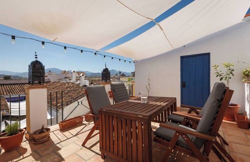Pizarra House | Back house in Andalusian townhome in wonderful Pizarra with AC