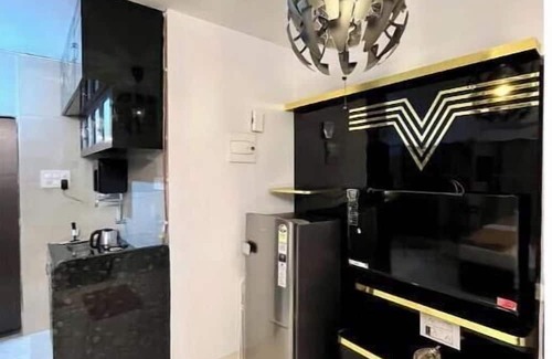 Kandivali East Apartment | La Carlos Serviced Apartment