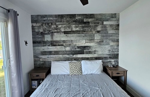 Baddow Cottage | Retreat On The Lake