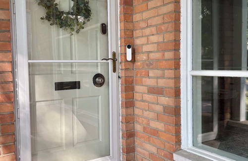 Birmingham House | Newly Renovated 2bd+2bth Townhome-Walkable to Beautiful Downtown Birmingham!