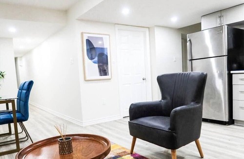 Brantford House | Garden Ave Suite – 3 Mins to Hwy 403