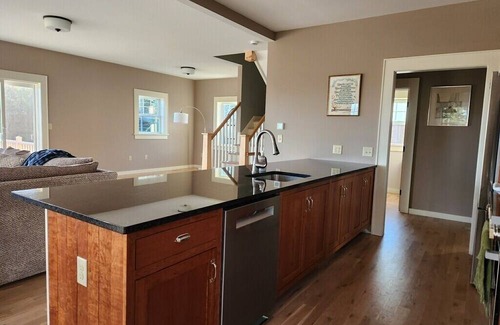 Becket House | Secluded Sophistication in the Berkshires - 40 Acres of Quiet Luxury in Becket.