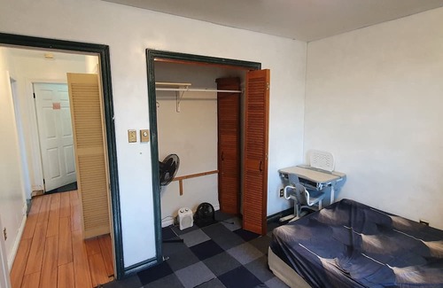 Peterborough Apartment | Cozy Single Bedroom